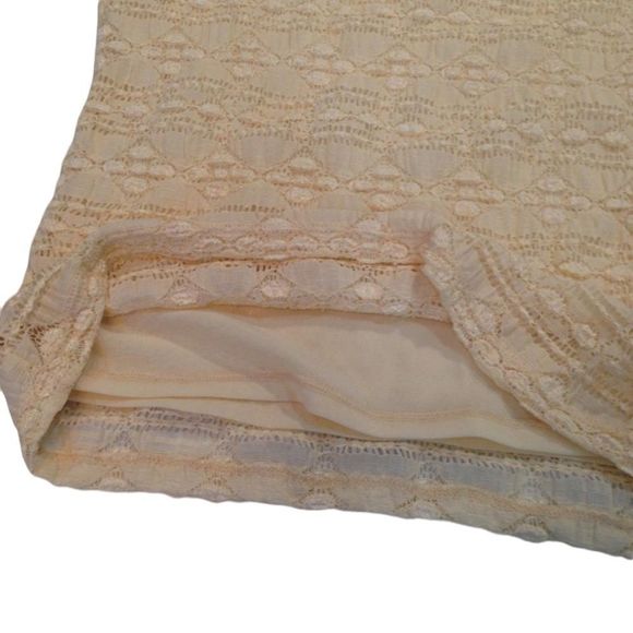 Vintage Worthington Petite Stretch Lace Blouse - Picture 4 of 4